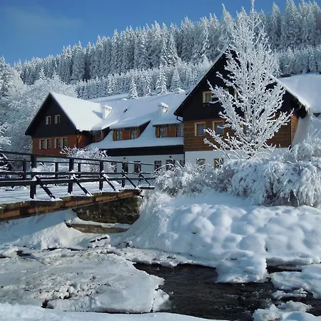 Bed & Breakfast Chata Cyborga Stronie Slaskie